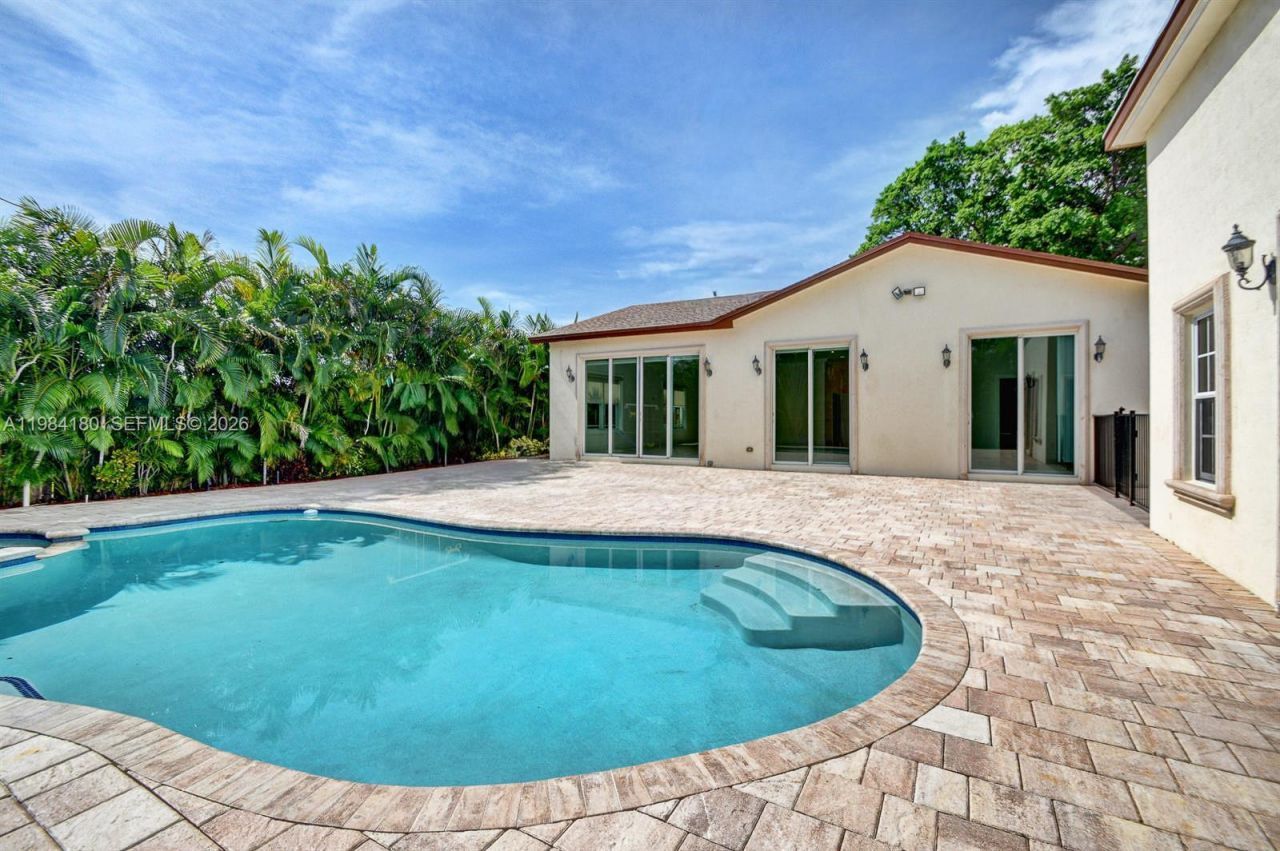 117 NW 8th Street , Boca Raton, FL 33432 Photo