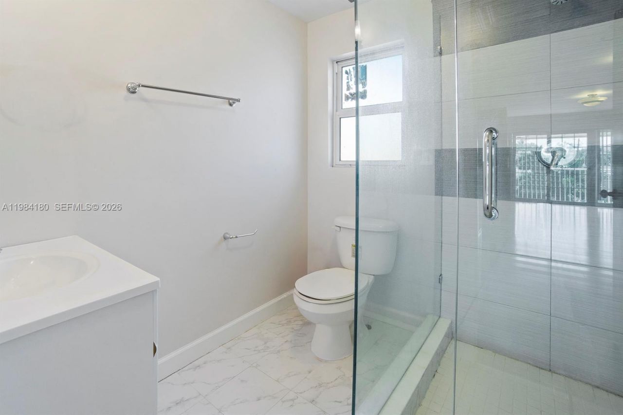 117 NW 8th Street , Boca Raton, FL 33432 Photo