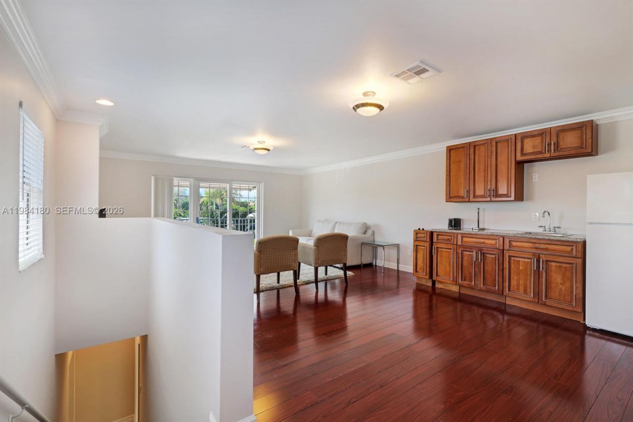 117 NW 8th Street , Boca Raton, FL 33432 Photo