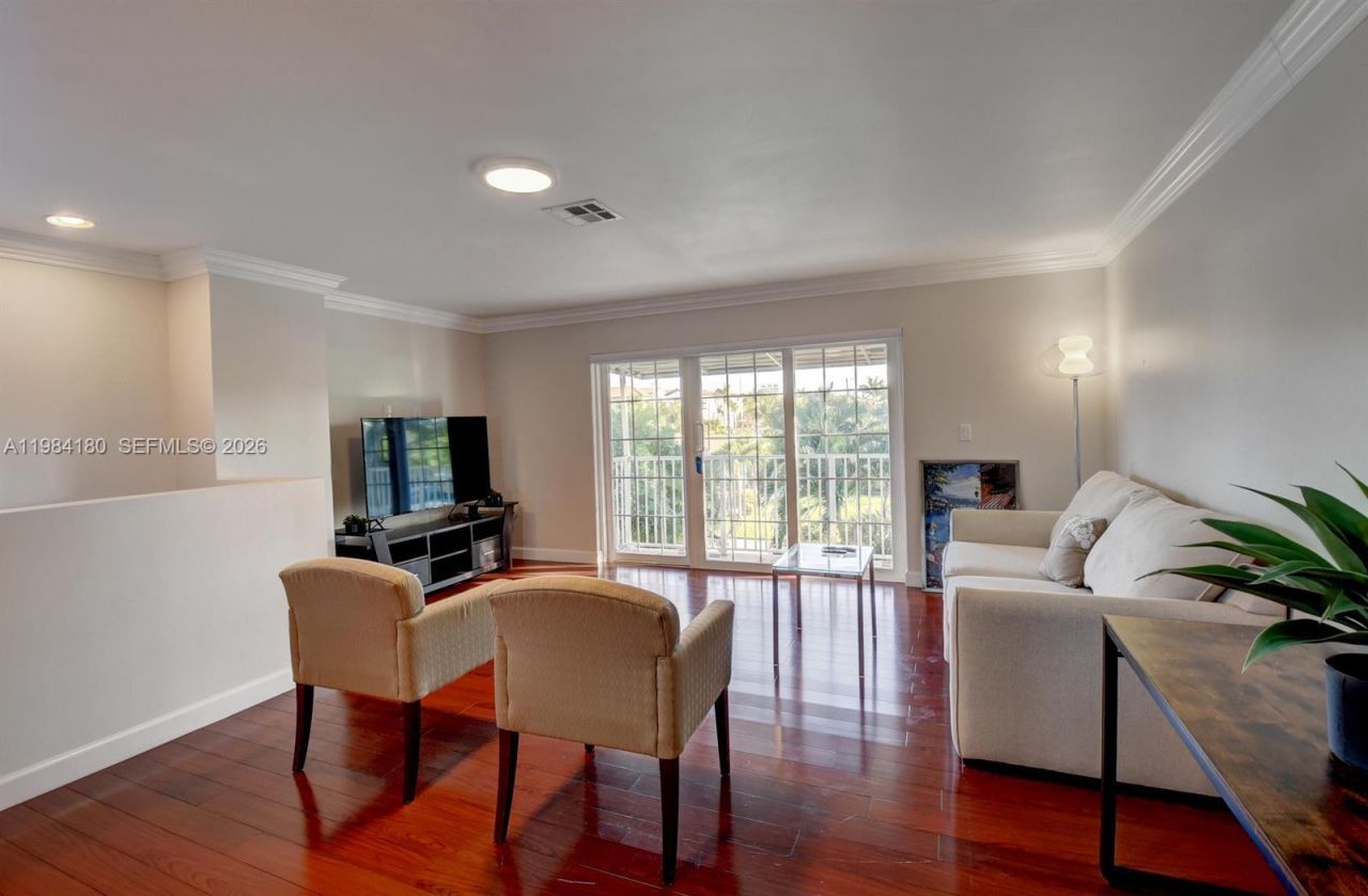 117 NW 8th Street , Boca Raton, FL 33432 Photo