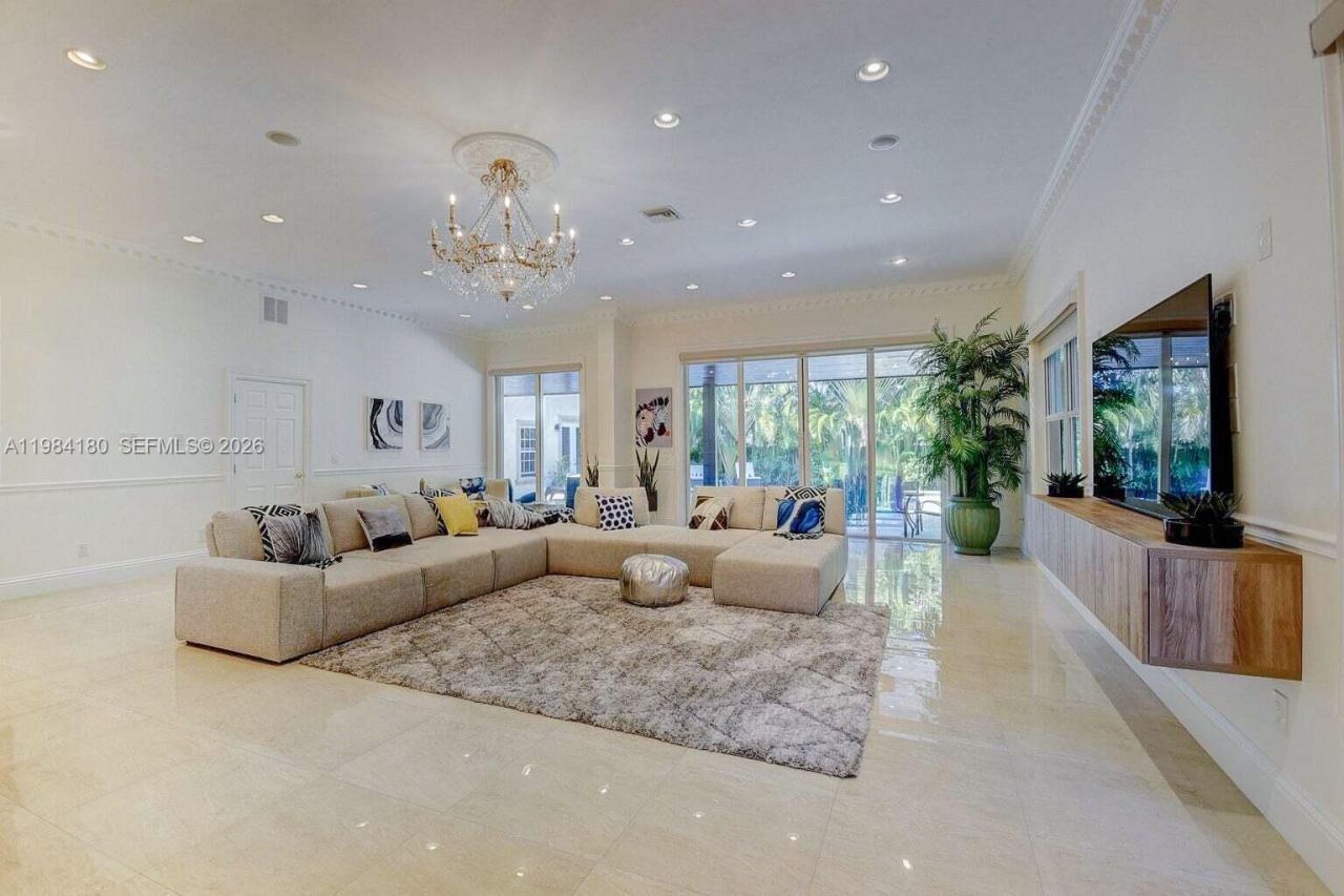 117 NW 8th Street , Boca Raton, FL 33432 Photo