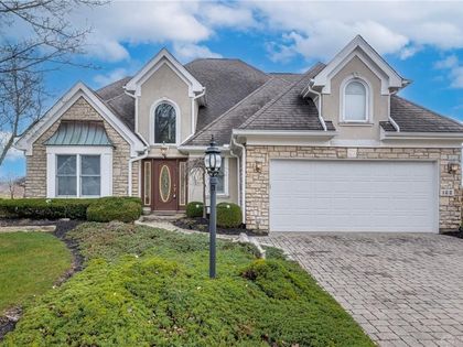 182 Barrington Village Drive Beavercreek Township, OH 45385