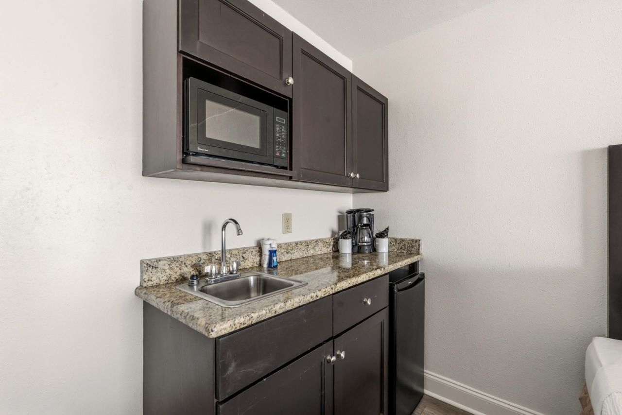 1501 S Ocean Blvd.  Photo 8