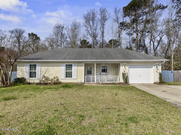 106 Ambray Court, Jacksonville, NC 28540