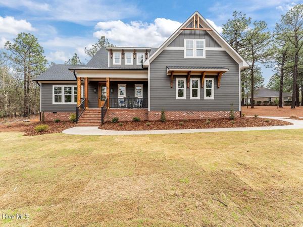 266 Paula Court, West End, NC 27376