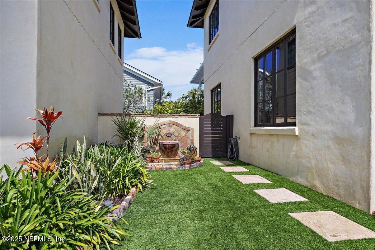 1515 Beach Avenue, Atlantic Beach, FL 32233 Photo