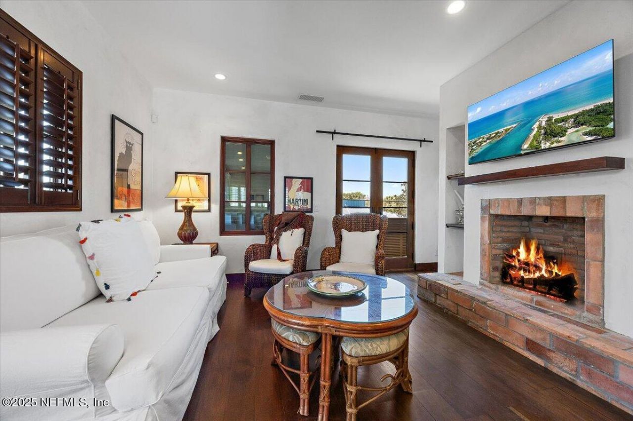 1515 Beach Avenue, Atlantic Beach, FL 32233 Photo