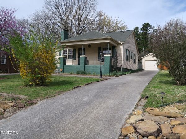 311 Waller Ave, Maryville, TN 37803