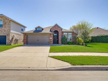 9200 Vistamill Trail, Fort Worth, TX 76179