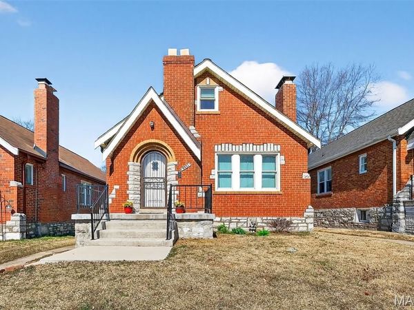6923 Hillsland Avenue , St Louis, MO 63109