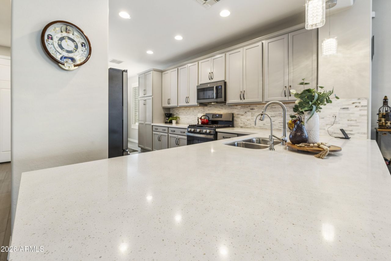 10648 E Texas Avenue, Mesa, AZ 85212 Main Photo