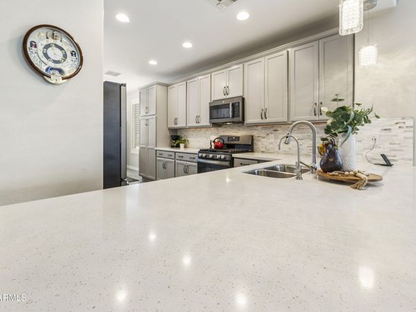 10648 E TEXAS Avenue, Mesa, AZ 85212