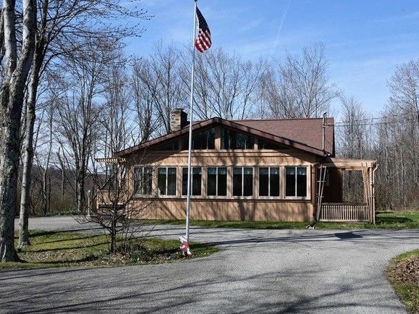 153 St Cecilia Road, Latrobe, PA 15650