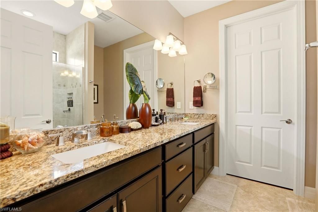 10864 Glenhurst St, Fort Myers, FL 33913 Photo