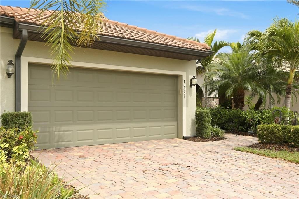 10864 Glenhurst St, Fort Myers, FL 33913 Photo