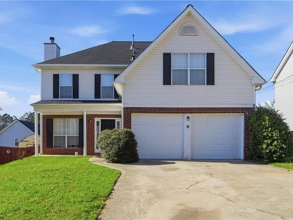 4035 Robin Circle , Atlanta, GA 30349