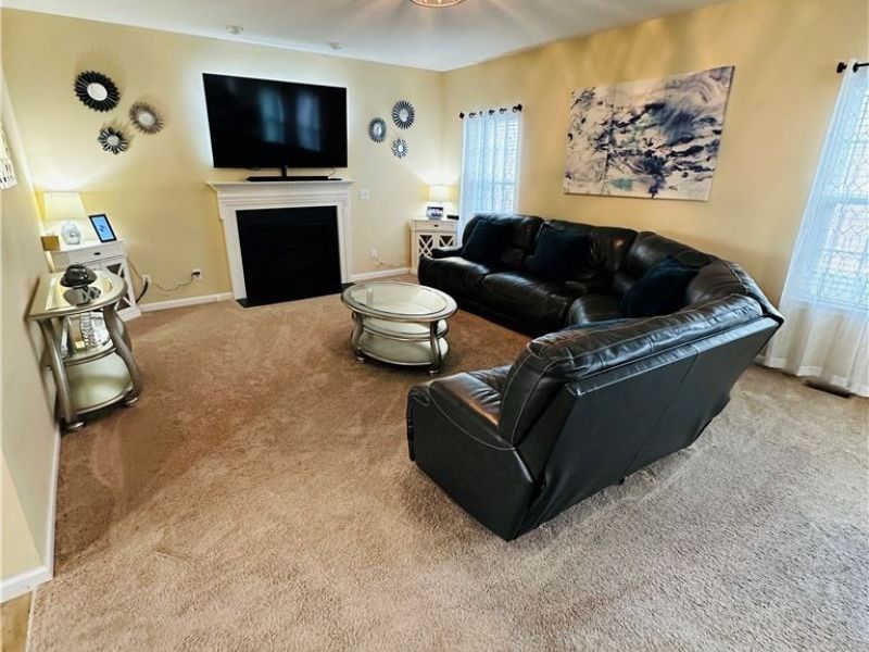 8721 Summer Wind Lane, Mentor, OH 44060 Photo 13