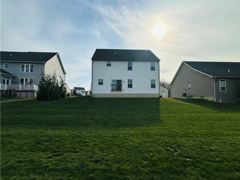 8721 Summer Wind Lane, Mentor, OH 44060 Photo 4