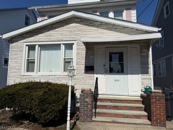 2029 Balmoral Ave, Union, NJ 07083