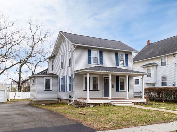7 Beardsley Street, Fairport, NY 14450