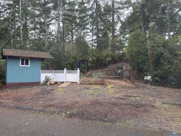 71 CASTAWAY, Florence, OR 97439
