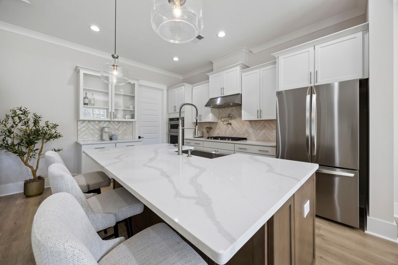 2221 Laurel Oak Avenue Photo 12