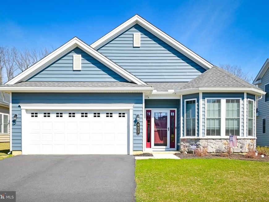 925 Founders Way , East Petersburg, PA 17520 Main Photo