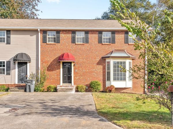 1647 Baltimore Drive , Clarksville, TN 37043