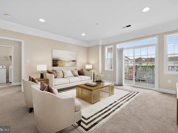 327 KING FARM BOULEVARD, Unit 203, ROCKVILLE, MD 20850