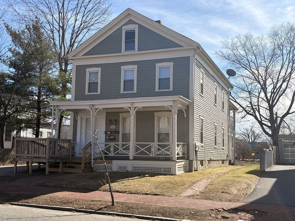 229 Central St, Springfield, MA 01105