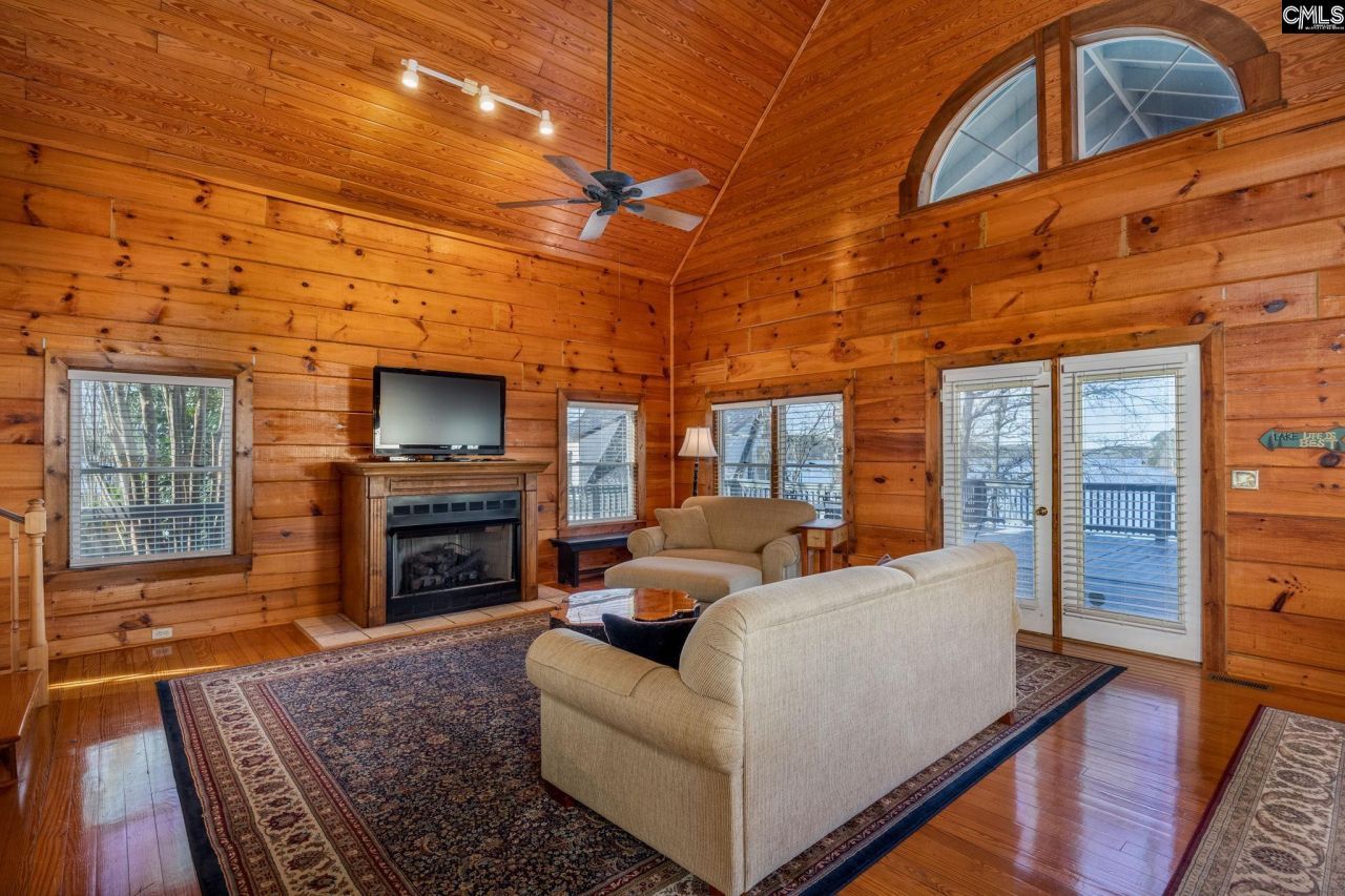 33 Mariners View Road Photo 12