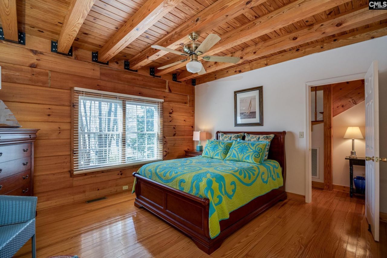 33 Mariners View Road Photo 22