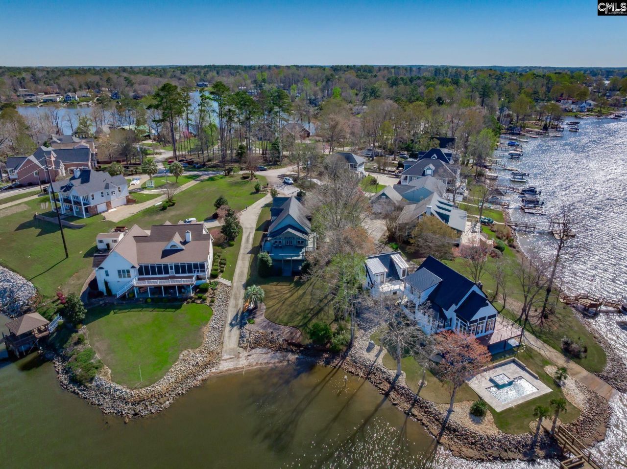 33 Mariners View Road Photo 38