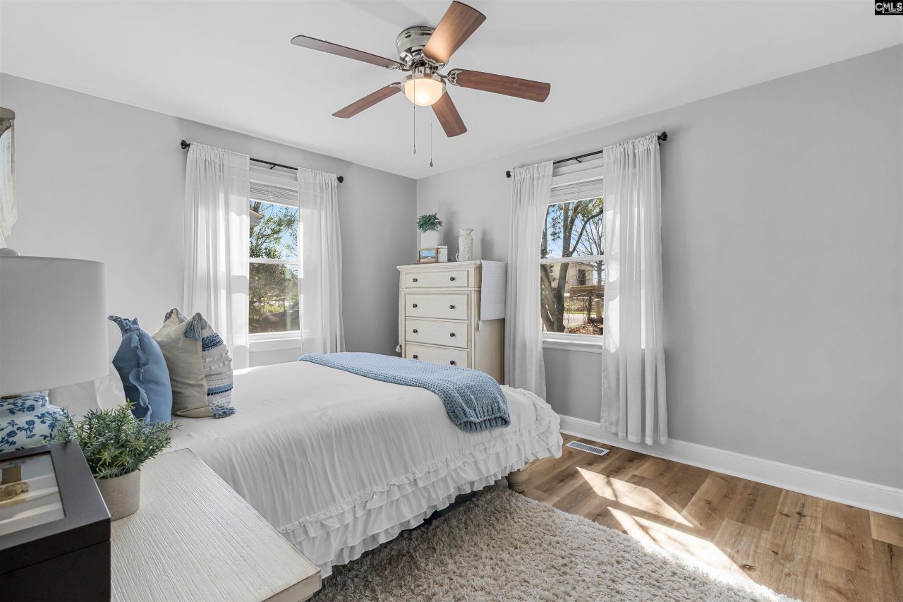 527 Amick Street Photo 12