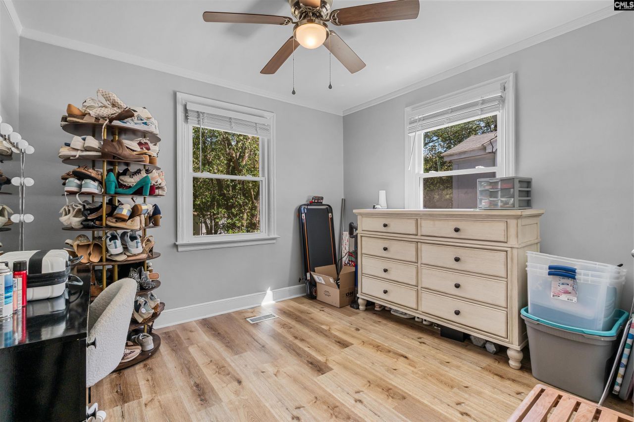 527 Amick Street Photo 15