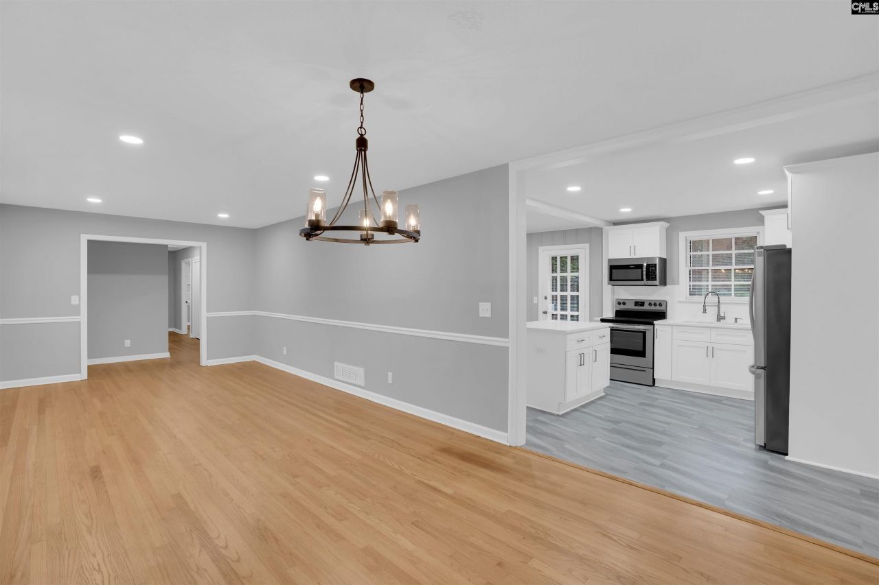 6923 Wedgefield Road  Photo 9