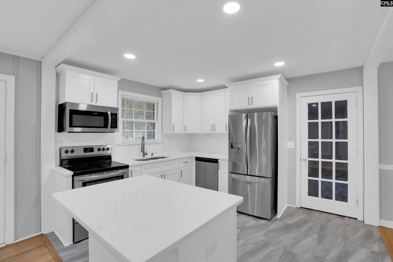 6923 Wedgefield Road  Photo 12