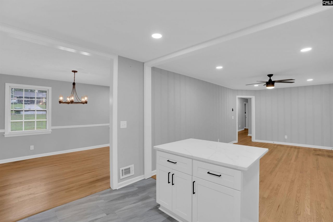 6923 Wedgefield Road  Photo 14