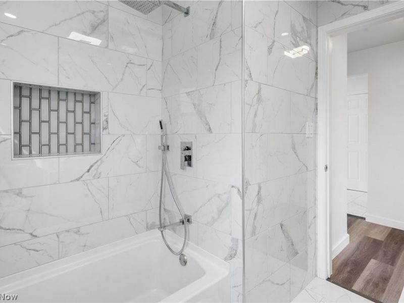 1984 S Schenley Avenue, Youngstown, OH 44511 Photo 17