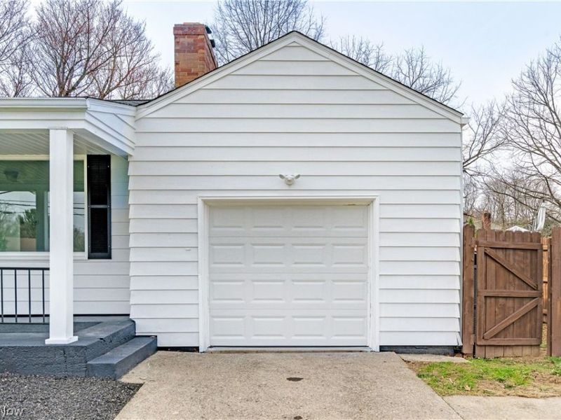 1984 S Schenley Avenue, Youngstown, OH 44511 Photo 4