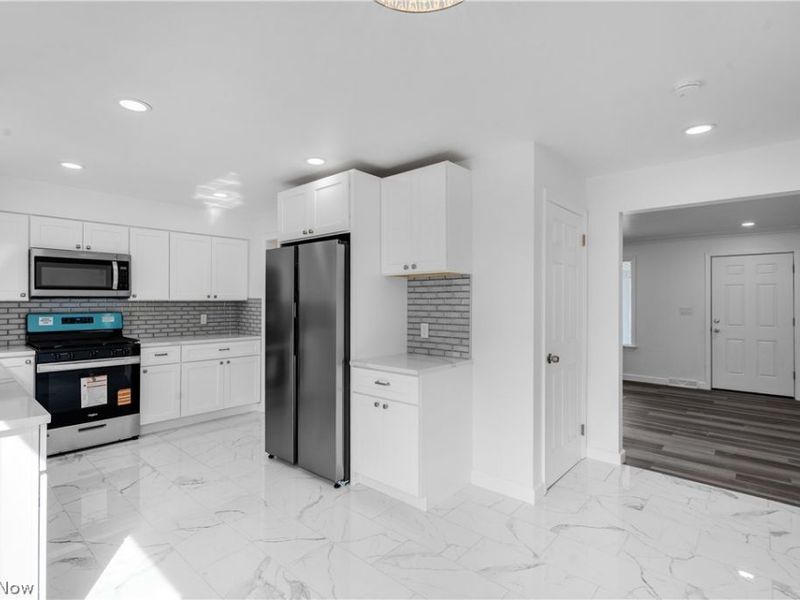 1984 S Schenley Avenue, Youngstown, OH 44511 Photo 7