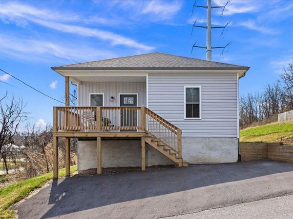 138 GARBER ST, STAUNTON, VA 24401