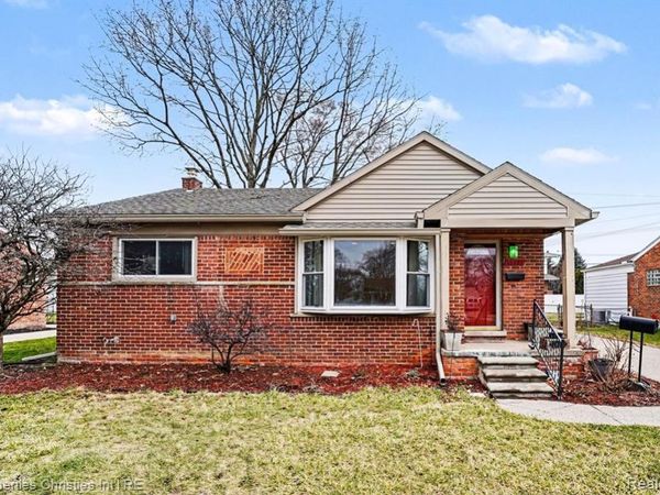 11121 Karen Street, Livonia, MI 48150