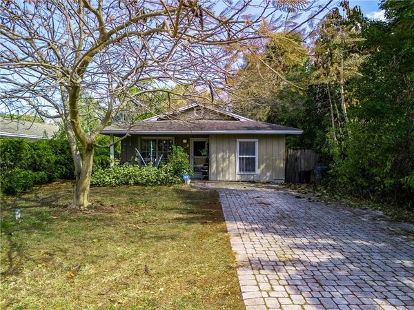 1562 24th Avenue, Vero Beach, FL 32960