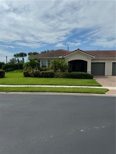 1041 Normandie Way, Vero Beach, FL 32960 Photo