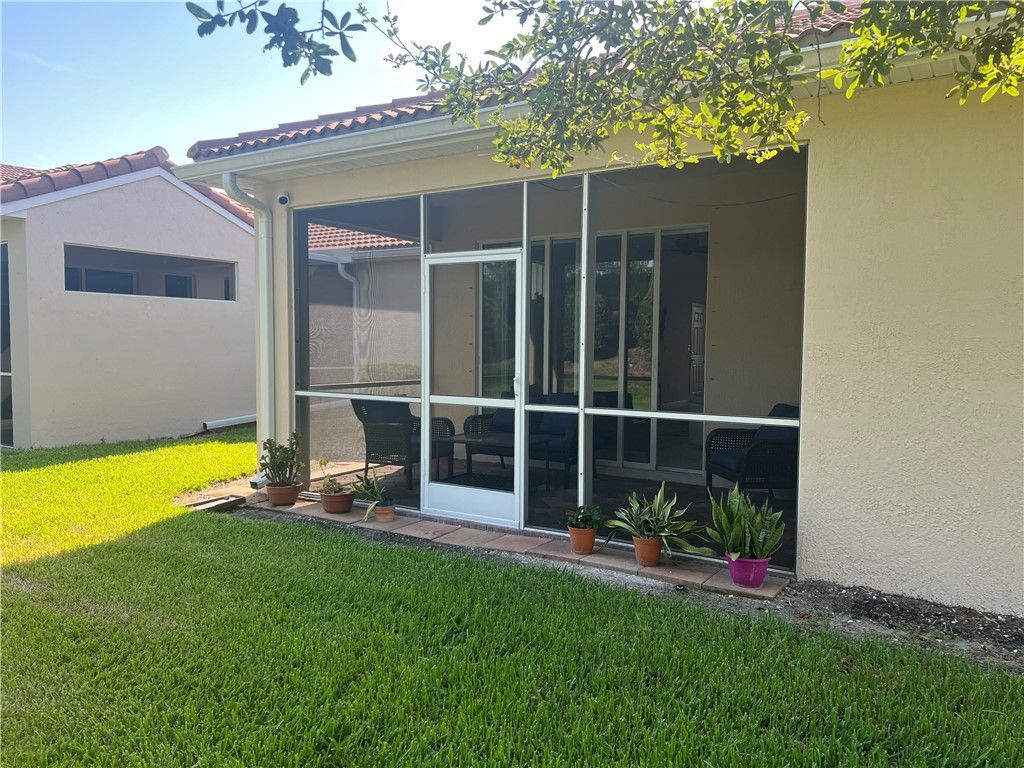 1041 Normandie Way, Vero Beach, FL 32960 Photo