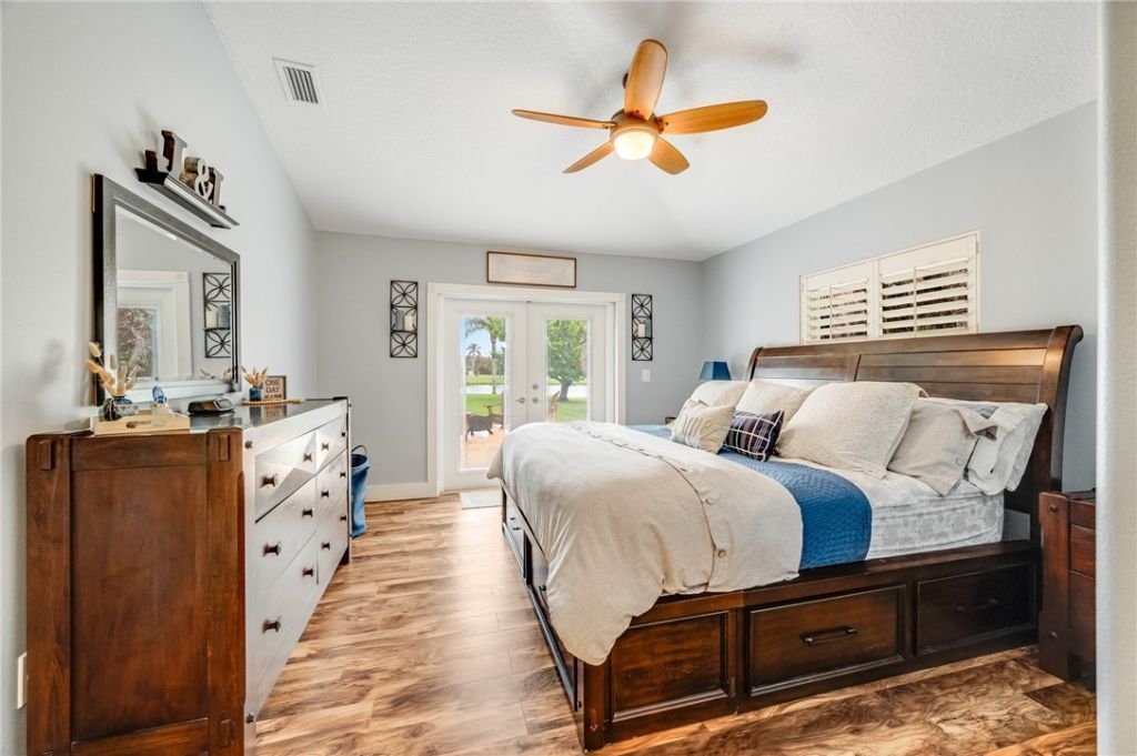 1516 Eagles Circle, Sebastian, FL 32958 Photo