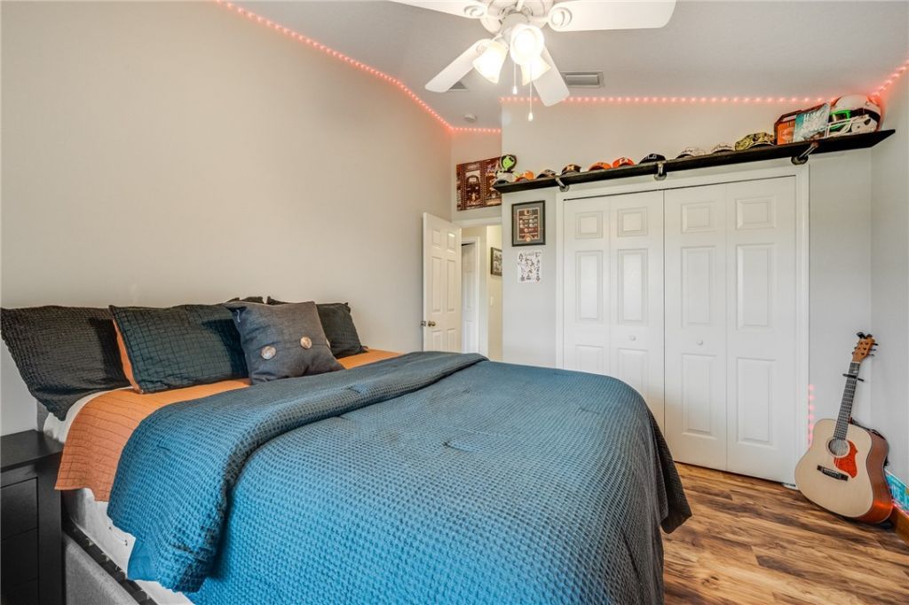 1516 Eagles Circle, Sebastian, FL 32958 Photo