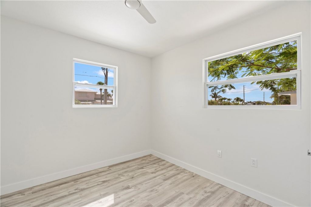 662 Granada Street, Fort Pierce, FL 34949 Photo