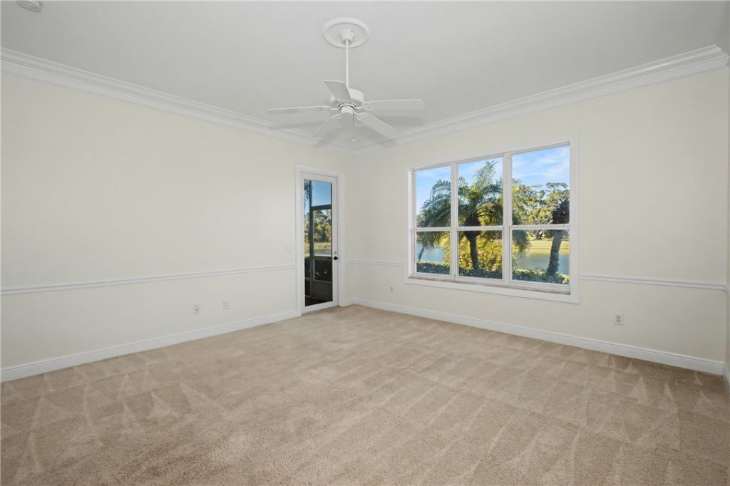 2158 Falls Circle, Vero Beach, FL 32967 Photo
